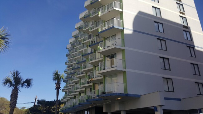 Building Photo - 7000 N Ocean Blvd