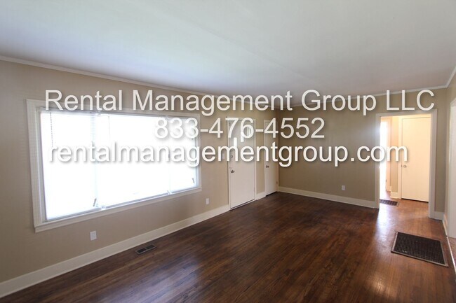 Foto del edificio - New On The Market! Fresh New Updates!! Bet...