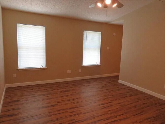 Building Photo - 3228 Colby Circle