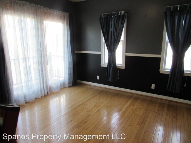 Building Photo - 4 br, 2.5 bath House - 15 Windham Road