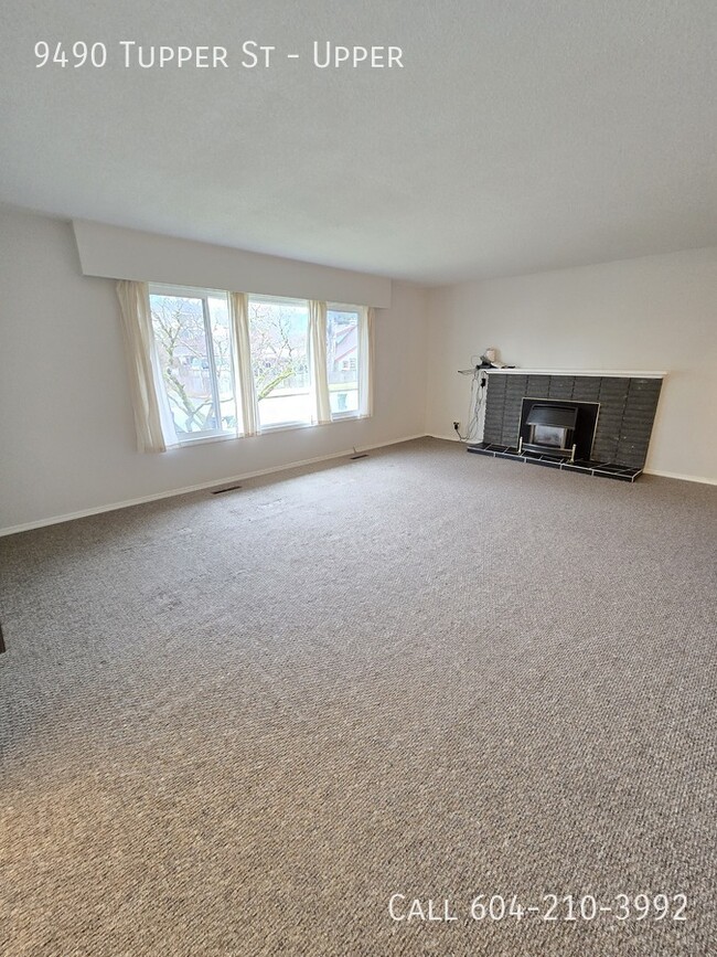 Building Photo - Centrally Located Upper Home in Chilliwack