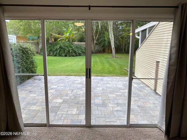 Foto del edificio - 8562 Sturbridge Cir W