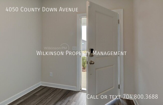 Foto del edificio - 4050 County Down Ave