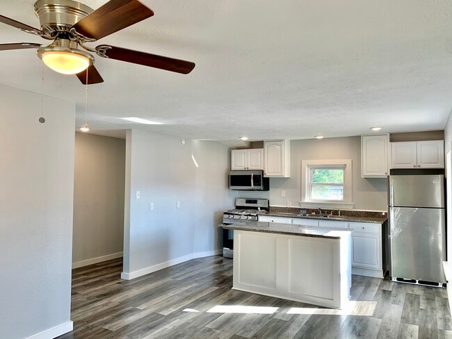 Gorgeous Unit 2 - 2620 Tuam St