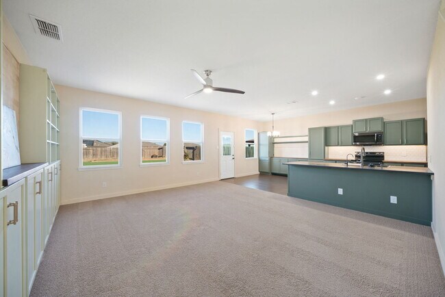 Foto del edificio - 12241 Cashton