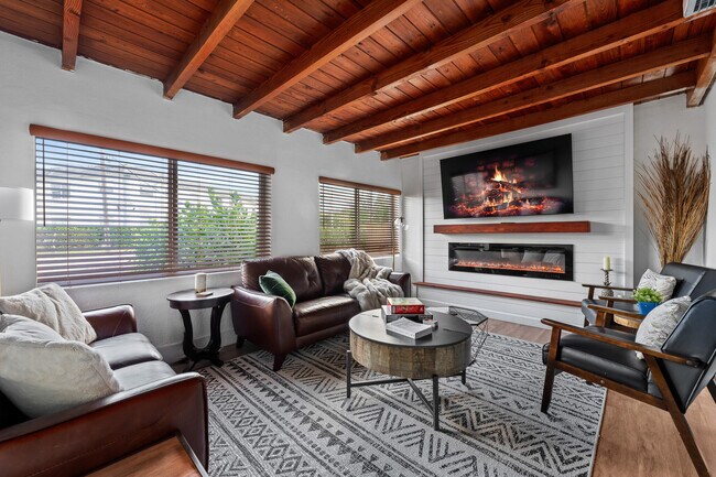 Foto del edificio - 3961 NE 10th Ave