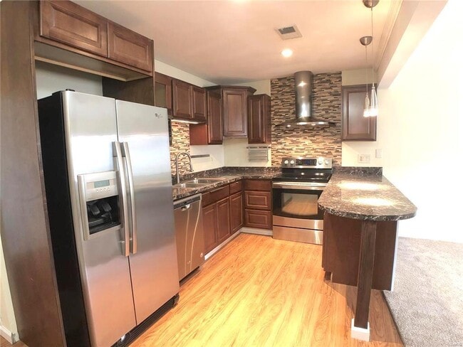 Foto del edificio - 425 Ponderosa Ave