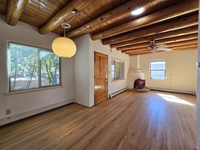 Foto del edificio - 1823 Tewa Rd