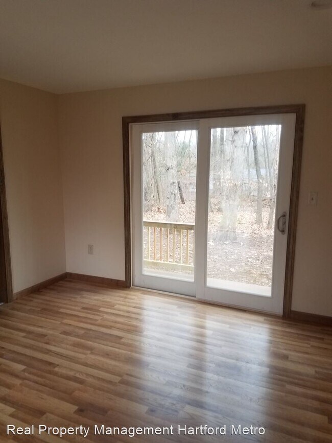 Building Photo - 3 br, 2 bath House - 276 Carriage Way