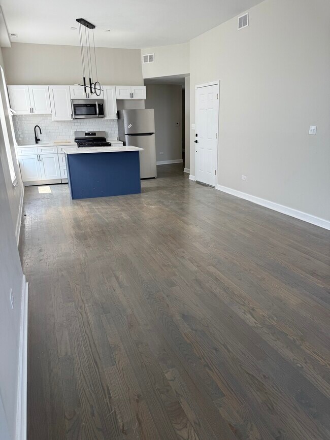 Foto del edificio - 5910 S Michigan Ave