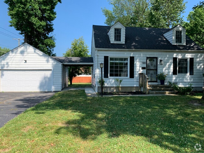 Building Photo - 1105 Elmwood Rd