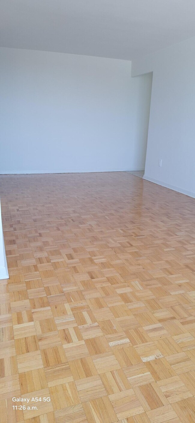 Photo du bâtiment - Benville Court Apartments