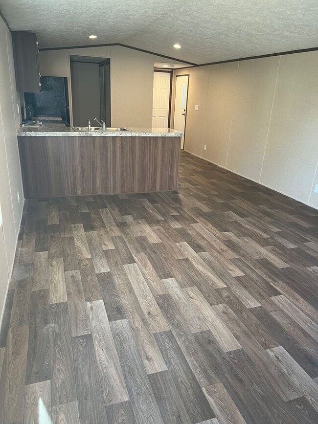 Foto del edificio - AVAILABLE NOW & SUPER close to Downtown Aynor!