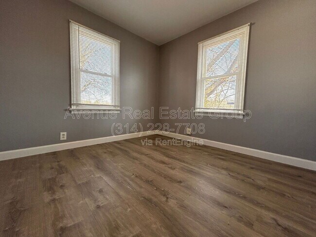 Building Photo - 8306 Whitewater Dr