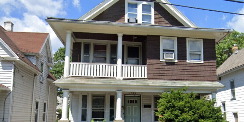 Primary Photo - 1085-1087 North St