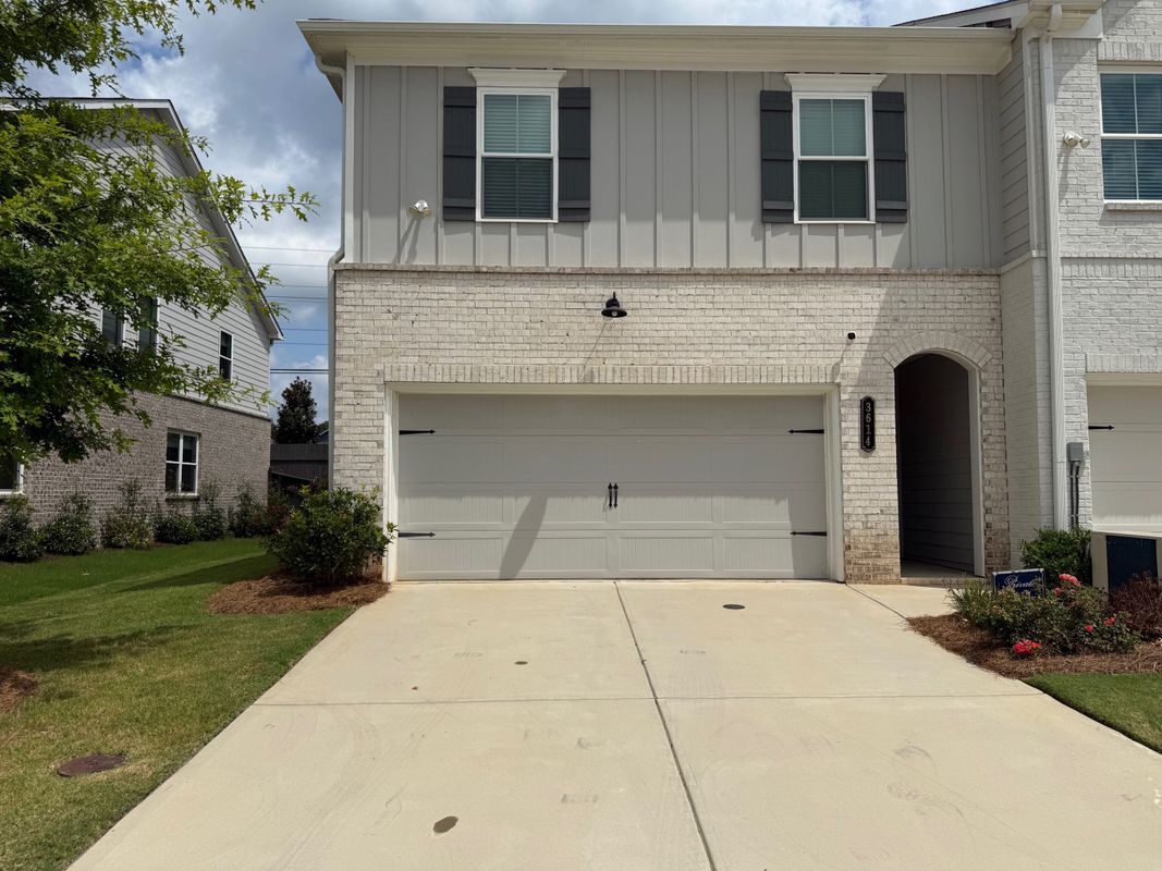 Foto principal - 3614 Silvery Wy