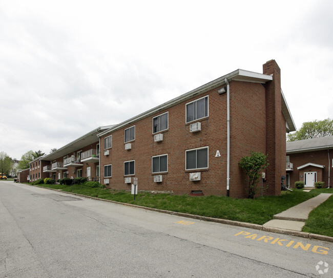 Building Photo - Plymouth Rock Apartments