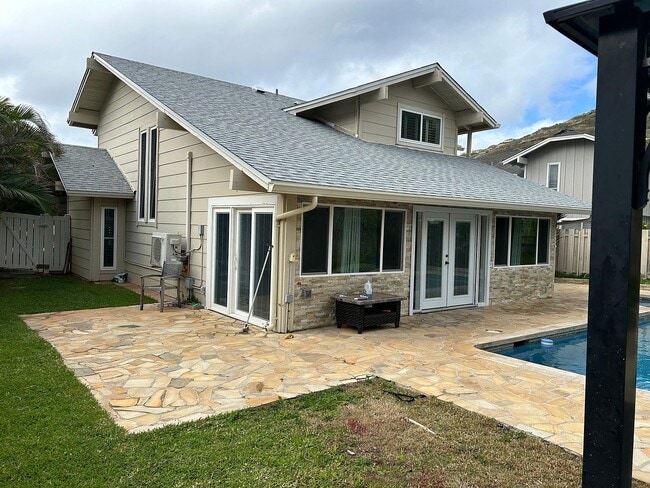 Building Photo - 7544 Muolea Pl