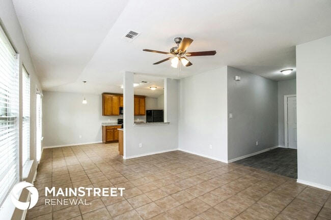 Building Photo - 1421 Eufemia Dr