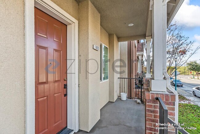 Foto del edificio - 1052 Green St