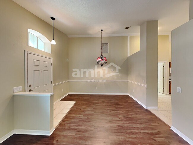 Building Photo - 12619 Kings Lake Drive