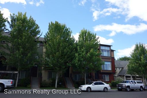 Building Photo - 17106 SW Berkeley Ln