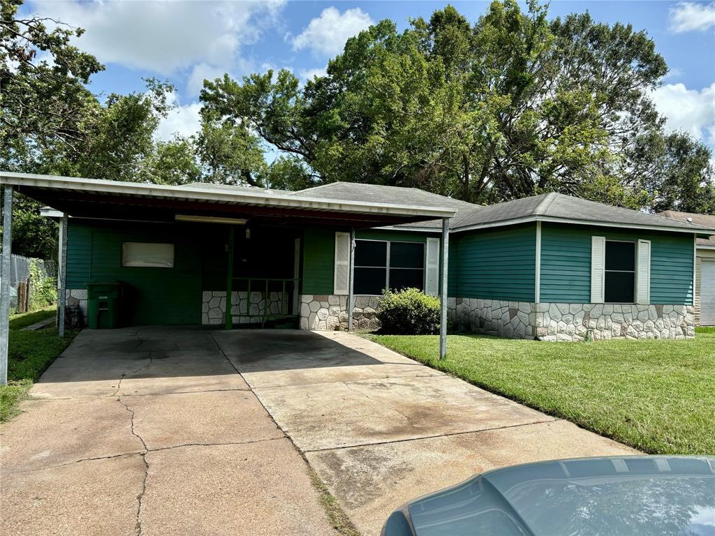 Primary Photo - 5411 Heron Dr