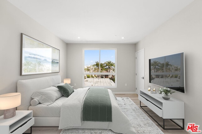 Building Photo - 1226 S Bedford St