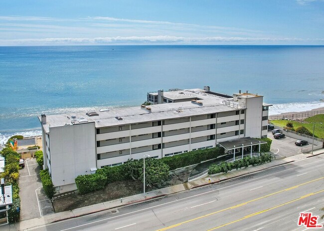 Foto del edificio - 22548 Pacific Coast Hwy