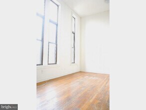 Building Photo - 409-15 S 11th St