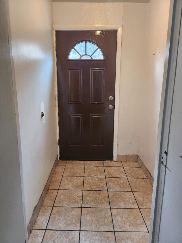 Foto principal - 4921 Germantown Ave