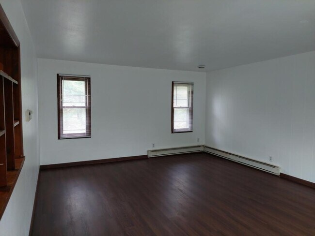 Building Photo - 3801 Hanover St