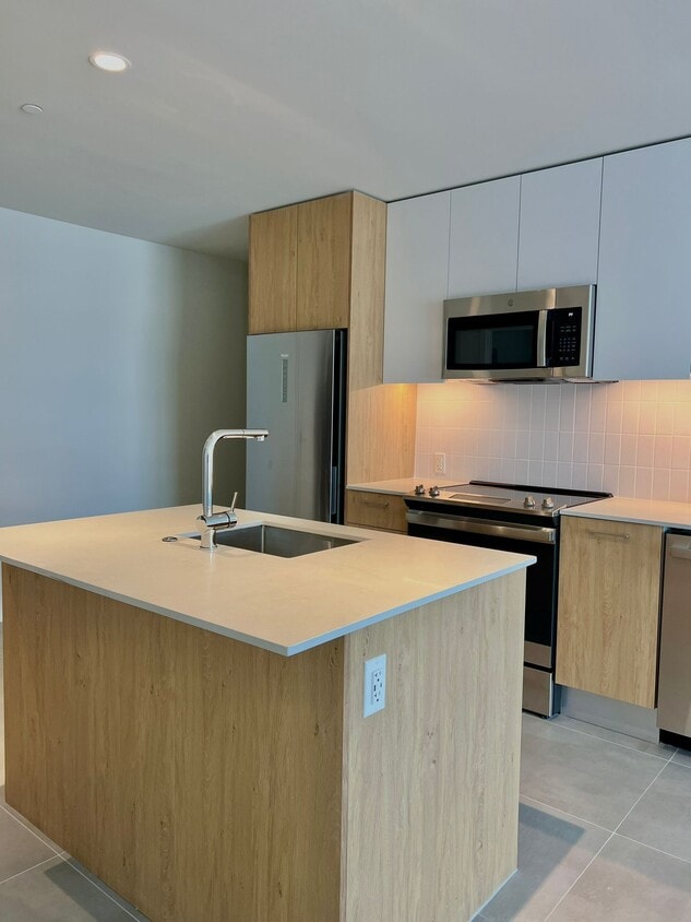 Photo - 73 NW 30th St (Miami, FL)