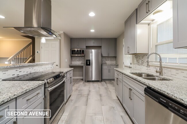 Building Photo - 4115 Sweet Water Ln