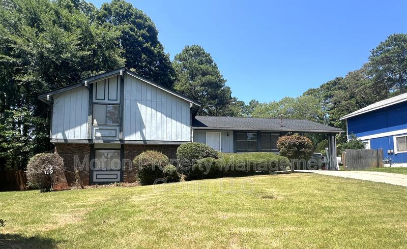 Primary Photo - 3020 Woodfield Dr
