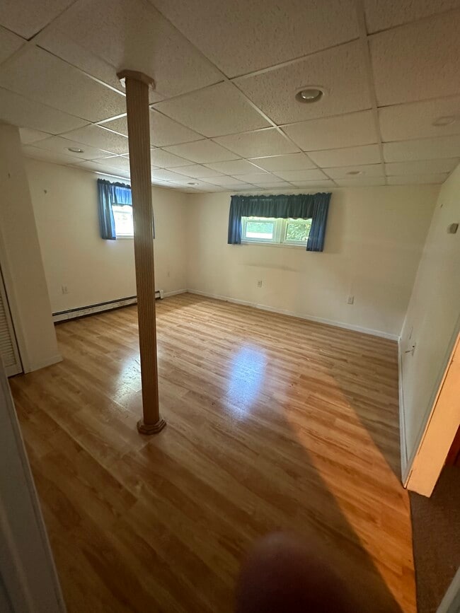 Building Photo - 26 Van Orden Rd