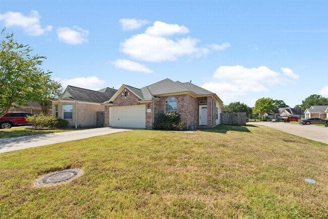 Foto del edificio - 12119 Lakewood Villa Dr