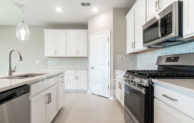 Foto del edificio - 246 Cherry Elm Dr