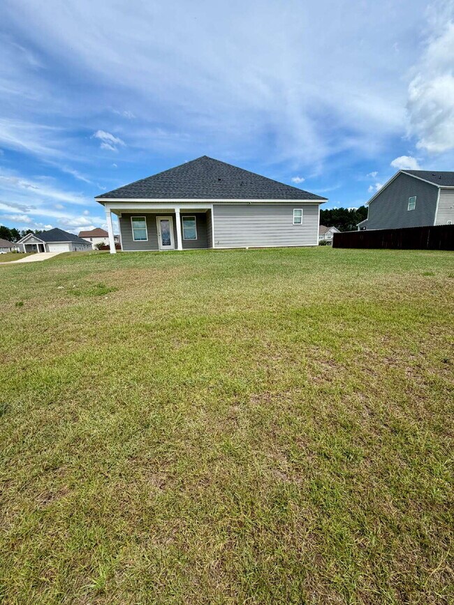 Building Photo - 34 Popcorn Cir
