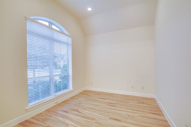 Building Photo - 4226 Birch Vale Ln