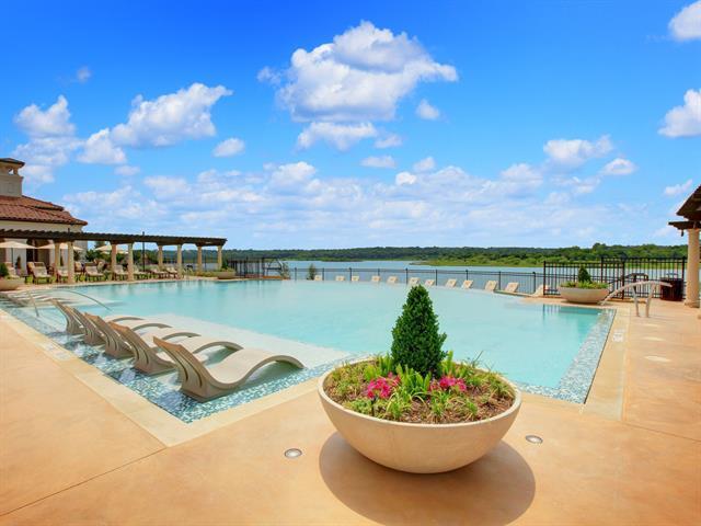 Foto del edificio - 714 Crystal Oak Ln
