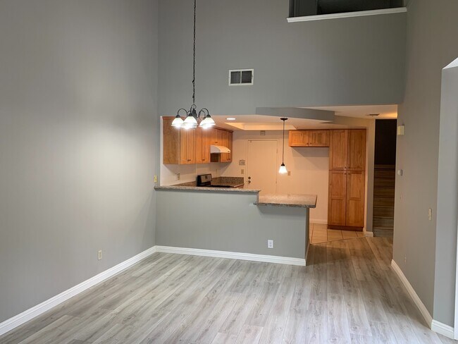 Foto del edificio - 3 Bedrooms 3 Bathrooms Townhouse