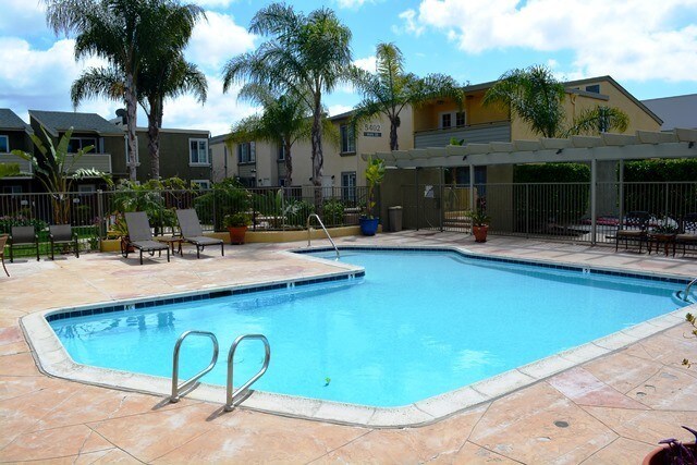 Primary Photo - 5252 Balboa Arms Dr