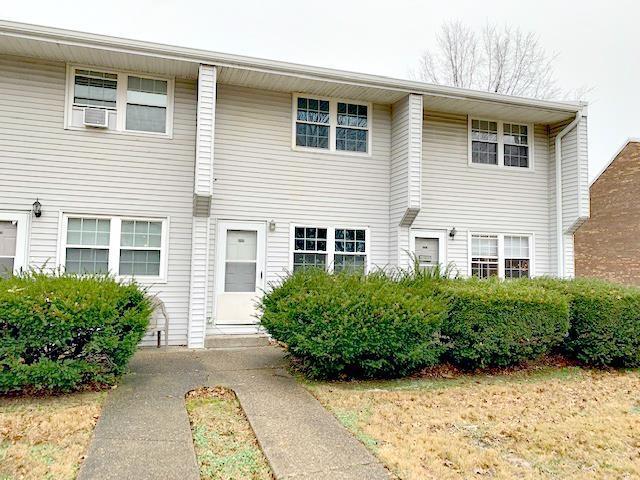 Foto principal - 5287 Oakwood Dr