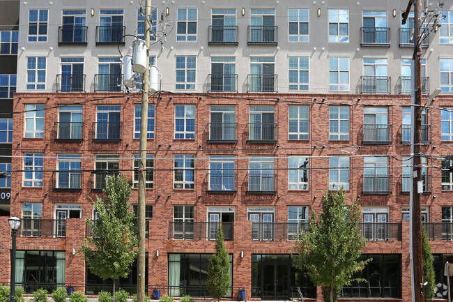 Foto del edificio - Camden Buckhead Square