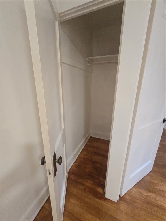 Building Photo - 39 Maple St