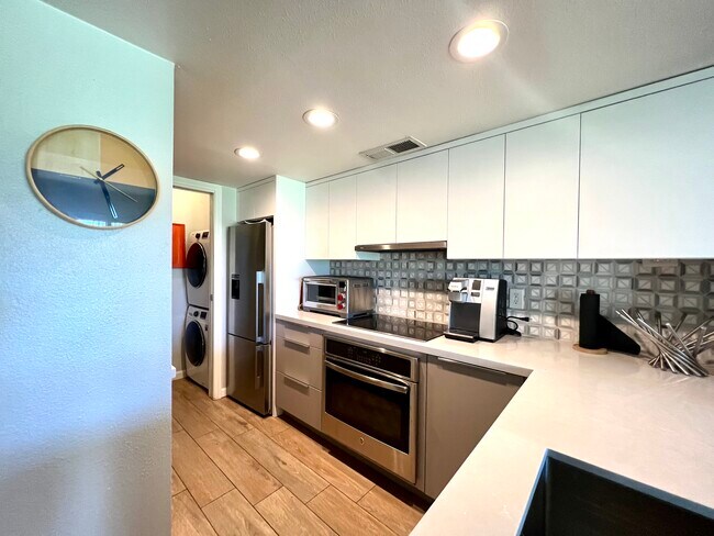 Building Photo - 78197 Indigo Dr