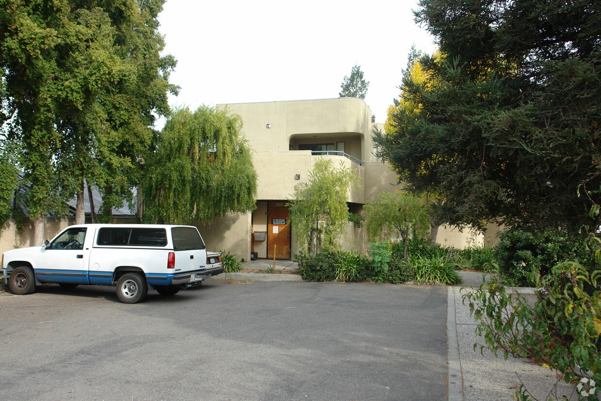 Primary Photo - 1000-1006 Pacific Ave