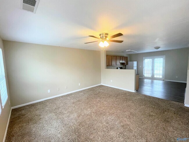 Building Photo - 229 Whitestone Dr NE