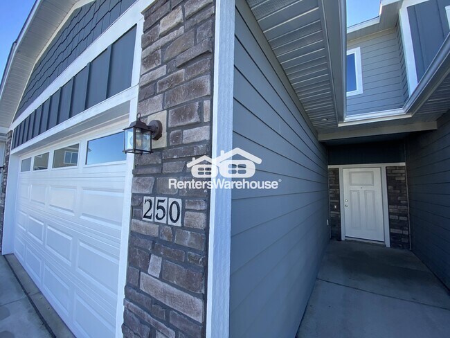 Foto del edificio - 250 NW Greenway Pl
